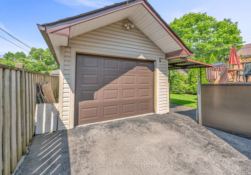 10-robindale-avenue-etobicoke-ontario-w12332903