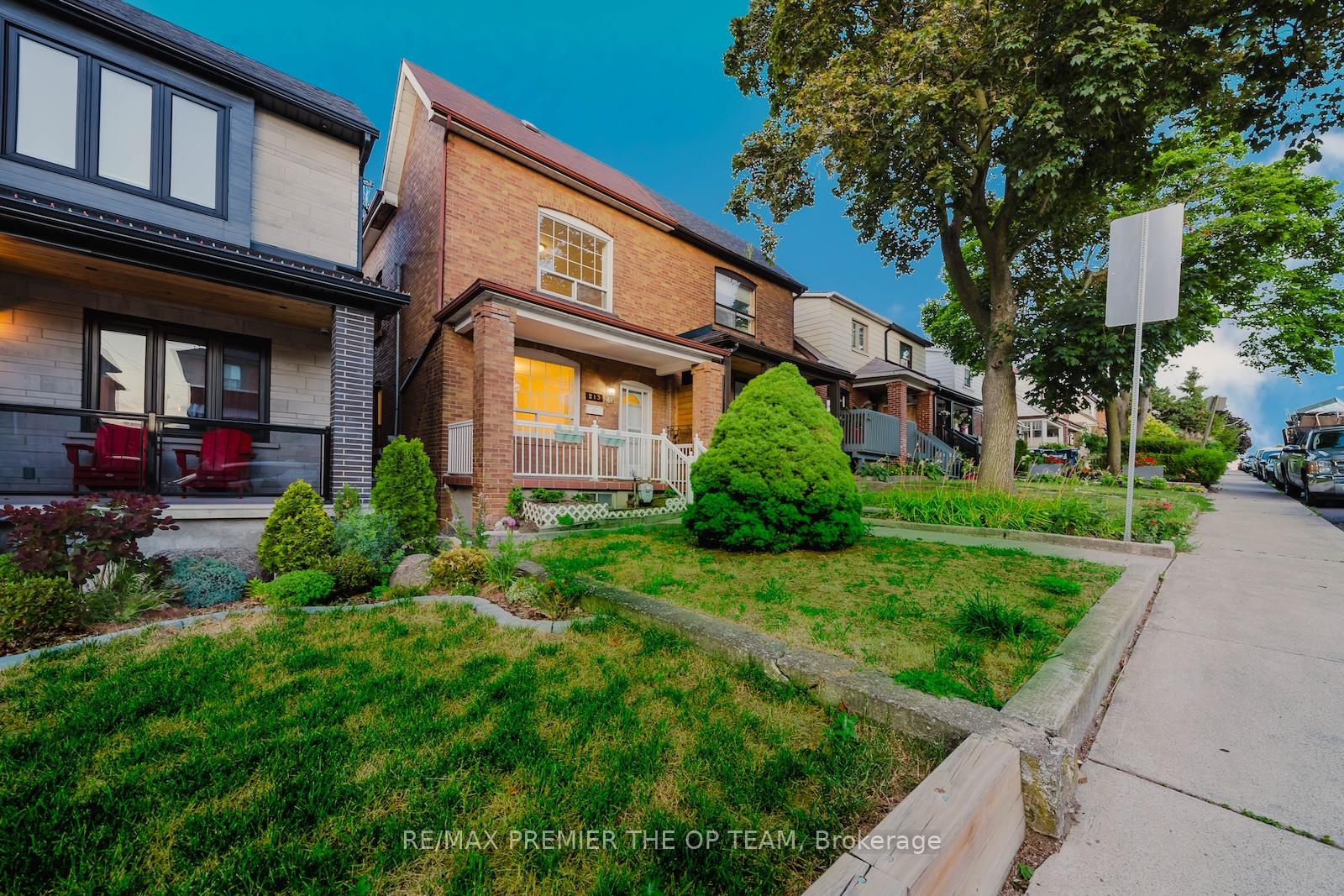 213-gilbert-avenue-toronto-ontario-w12332911