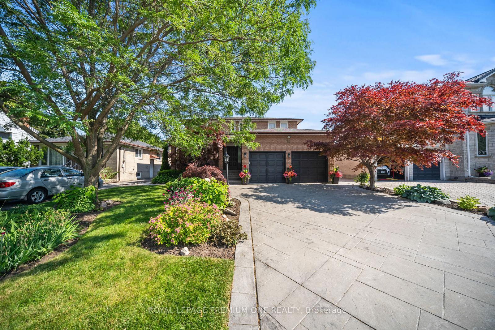 14-bradmore-avenue-york-ontario-w12332977