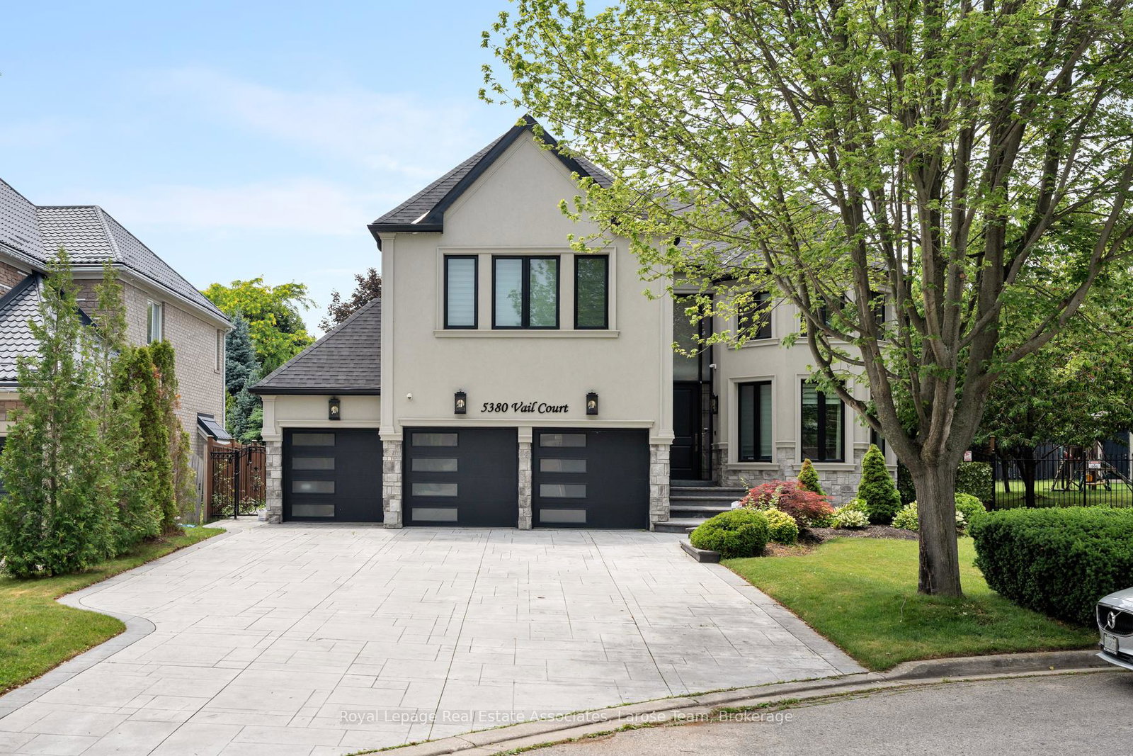 5380-vail-court-mississauga-ontario-w12333181