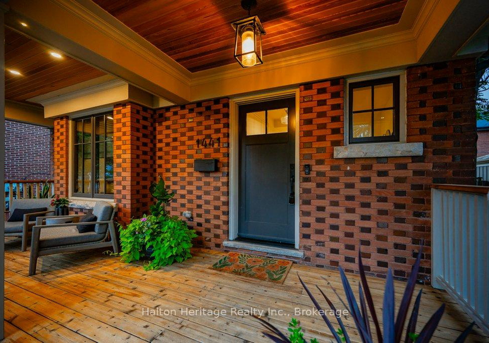1441-caroline-street-burlington-ontario-w12333309