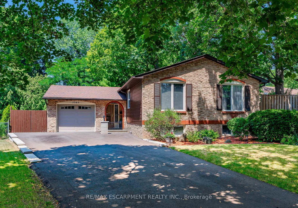 2385-peart-court-burlington-ontario-w12333582