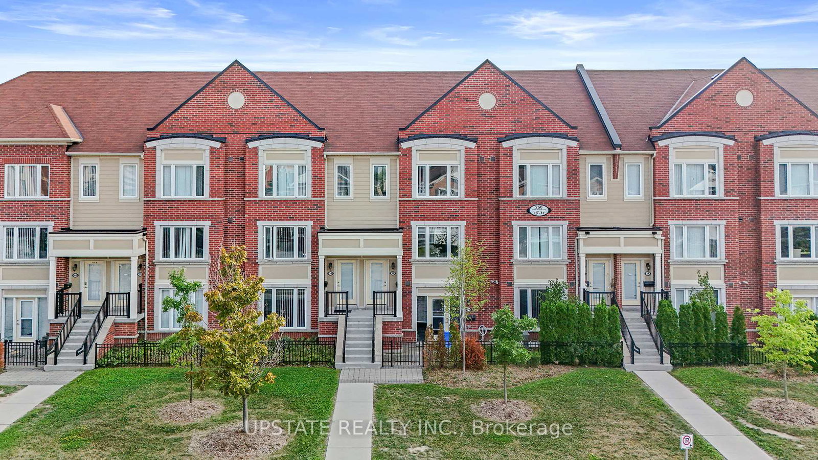 250-sunny-meadow-boulevard-brampton-ontario-w12333818