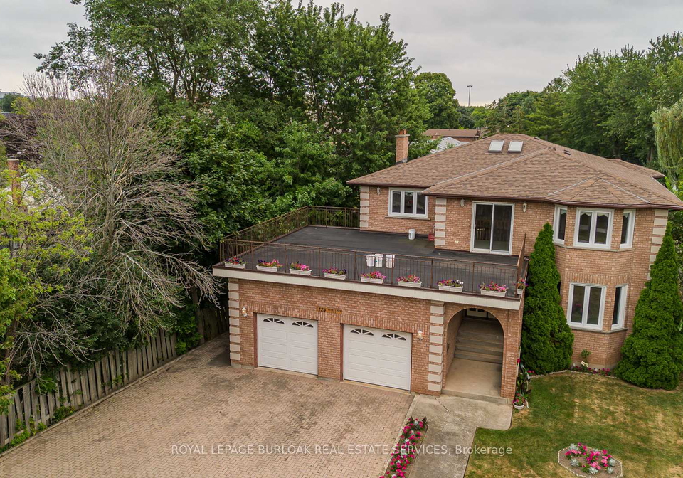124-leighland-avenue-oakville-ontario-w12333866