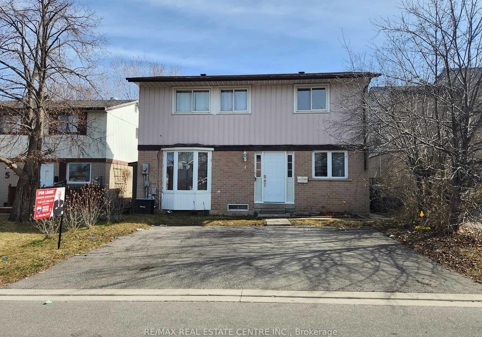 4-juliette-square-brampton-ontario-w12334352
