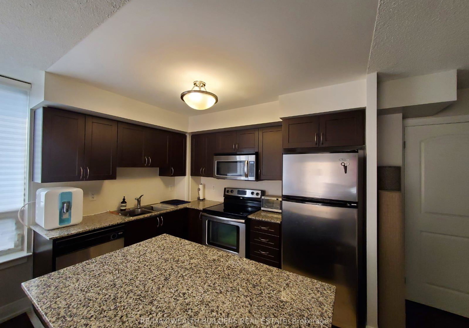 1060-sheppard-avenue-w-york-ontario-w12334550