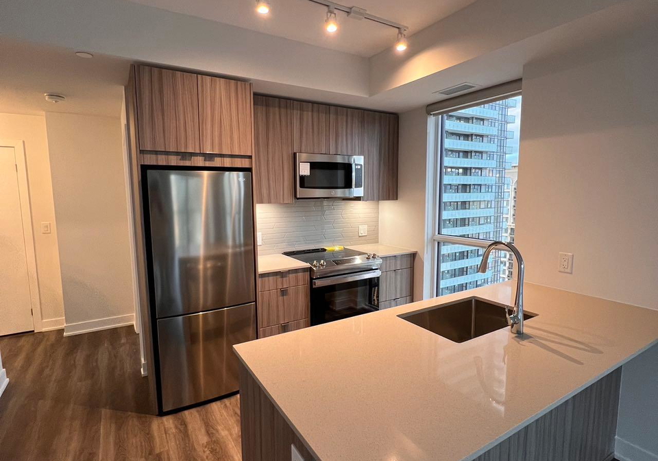 4130-parkside-village-drive-mississauga-ontario-w12334774