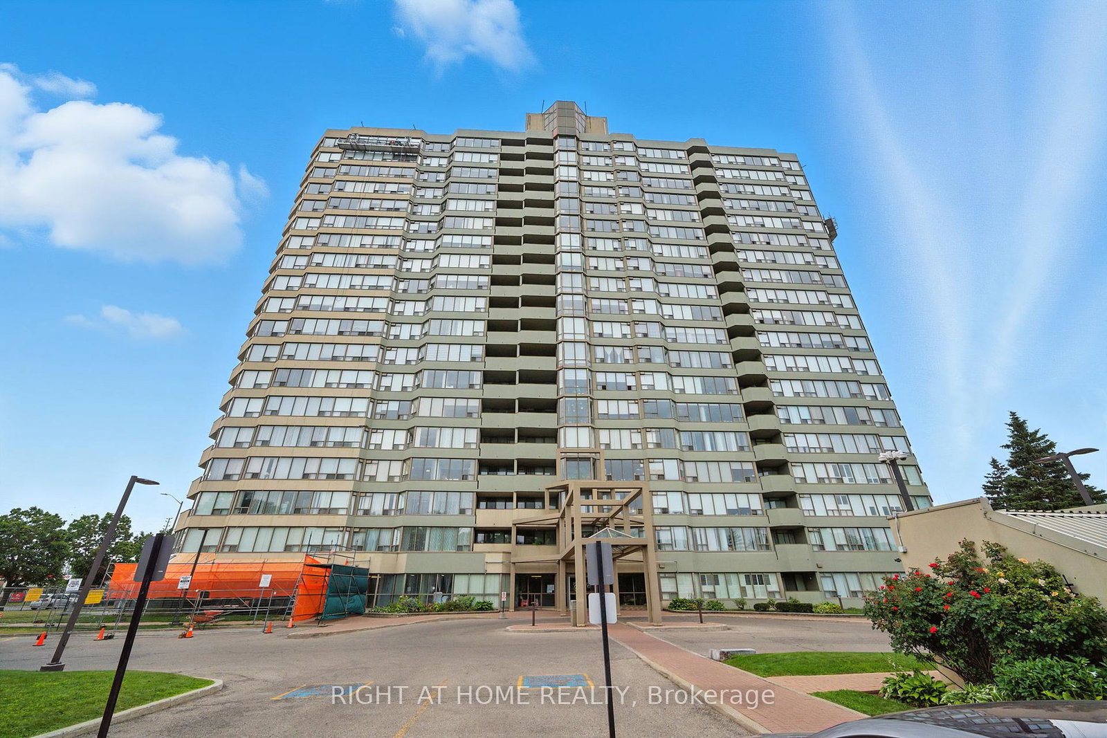 700-constellation-drive-mississauga-ontario-w12334802