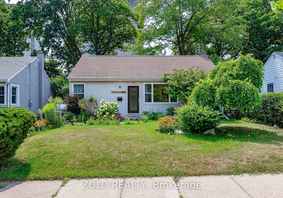 442-queen-mary-drive-oakville-ontario-w12335306