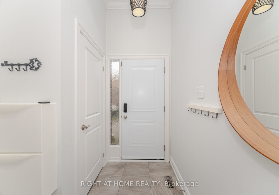 15sixth-line-oakville-ontario-w12335330