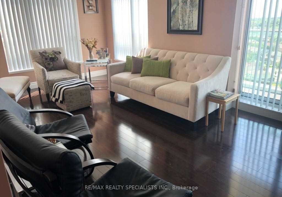 4889-kimbermount-avenue-mississauga-ontario-w12335408