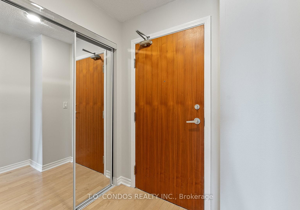 33-elm-drive-w-mississauga-ontario-w12335456