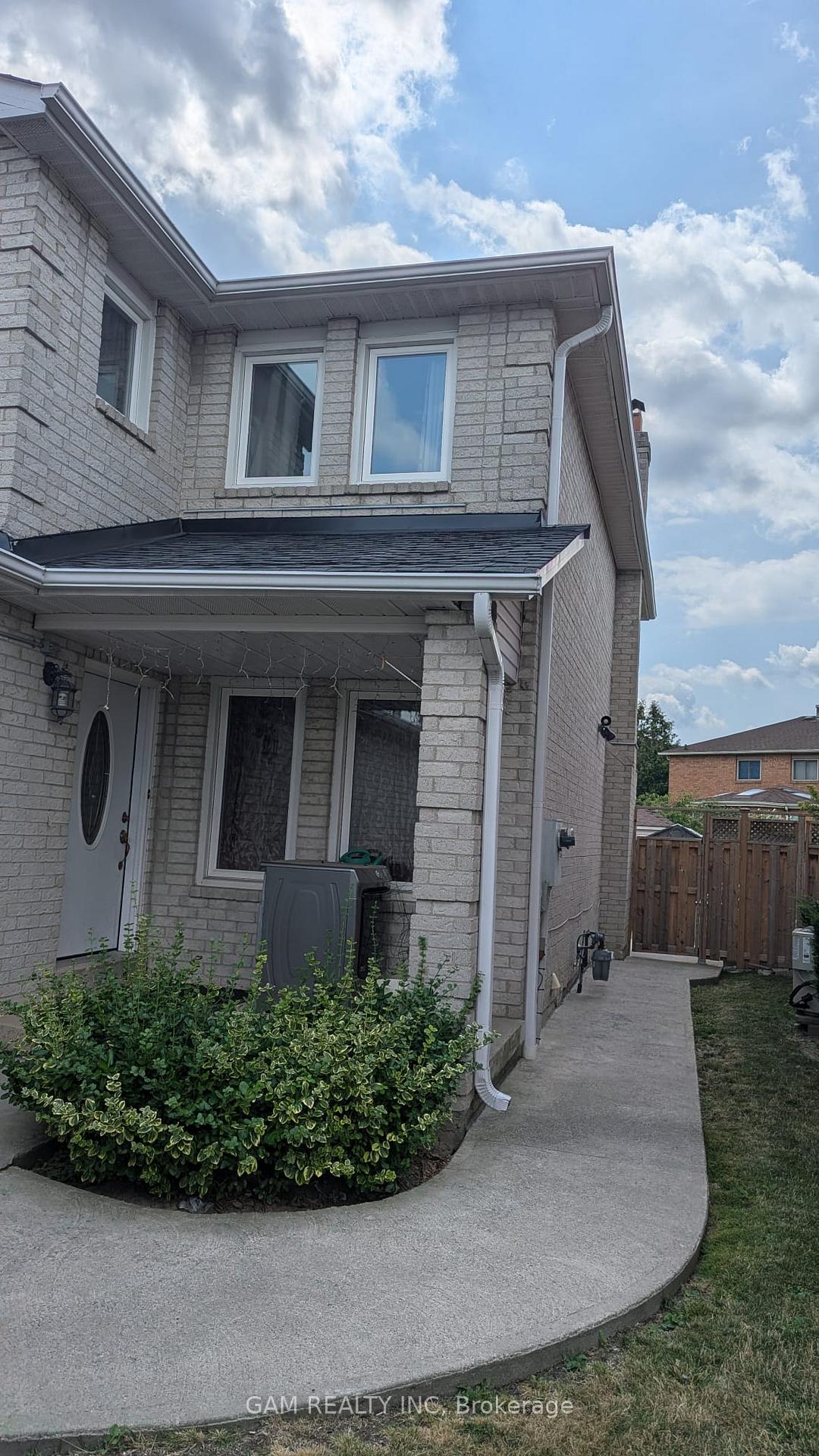 200-kingsbridge-garden-circle-mississauga-ontario-w12335848