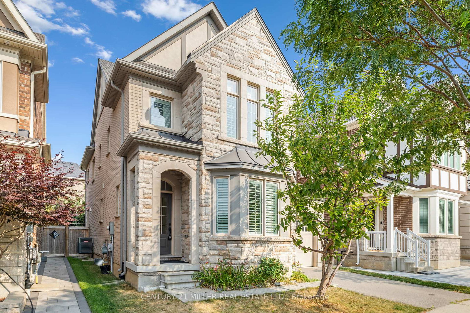 375-begonia-gardens-oakville-ontario-w12335849