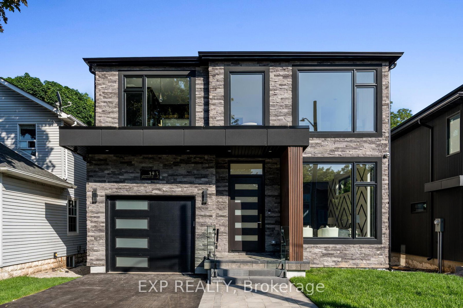144-stewart-street-oakville-ontario-w12335875