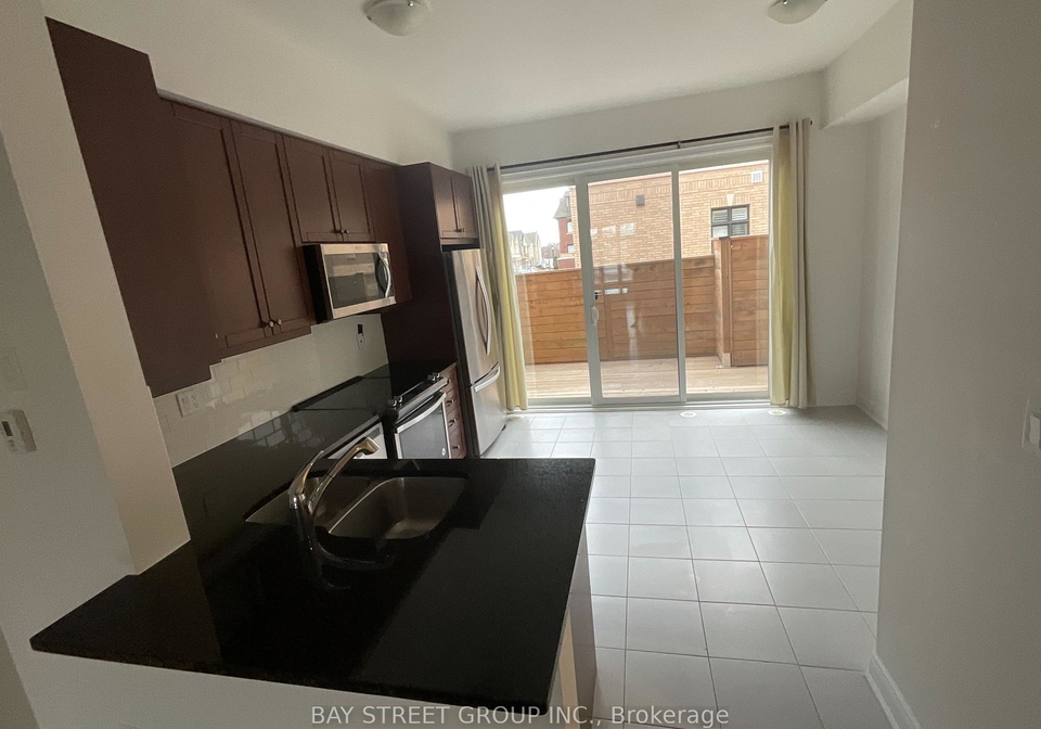 2172-trafalgar-road-oakville-ontario-w12335882