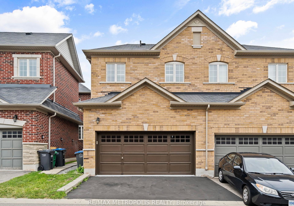 62-fallmeadow-circle-brampton-ontario-w12335934