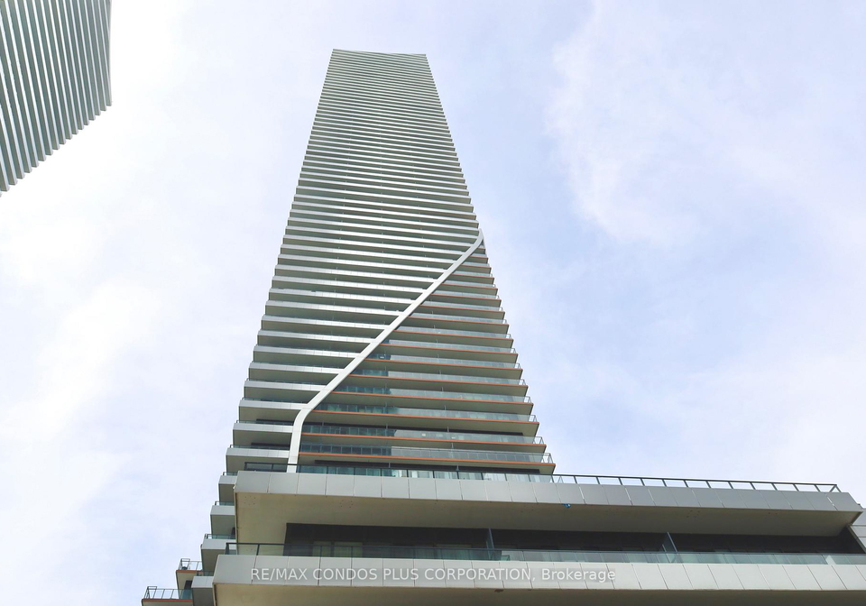 30-shore-breeze-drive-etobicoke-ontario-w12335990