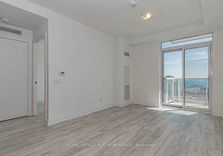 251-manitoba-street-s-etobicoke-ontario-w12336071