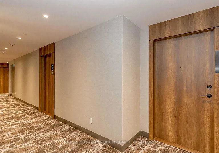 251-manitoba-street-s-etobicoke-ontario-w12336071