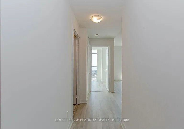 251-manitoba-street-s-etobicoke-ontario-w12336071