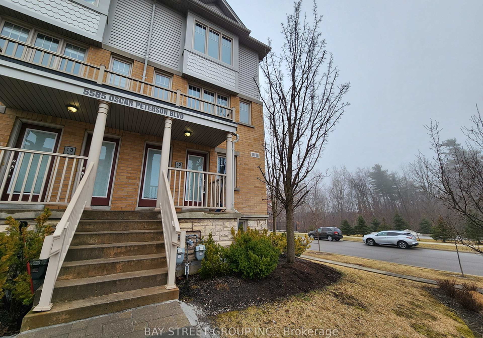 5585-oscar-peterson-boulevard-mississauga-ontario-w12336184
