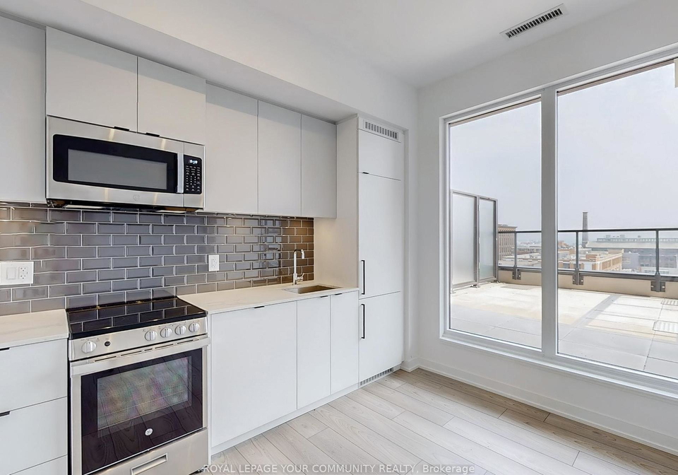 285-dufferin-street-toronto-ontario-w12336459