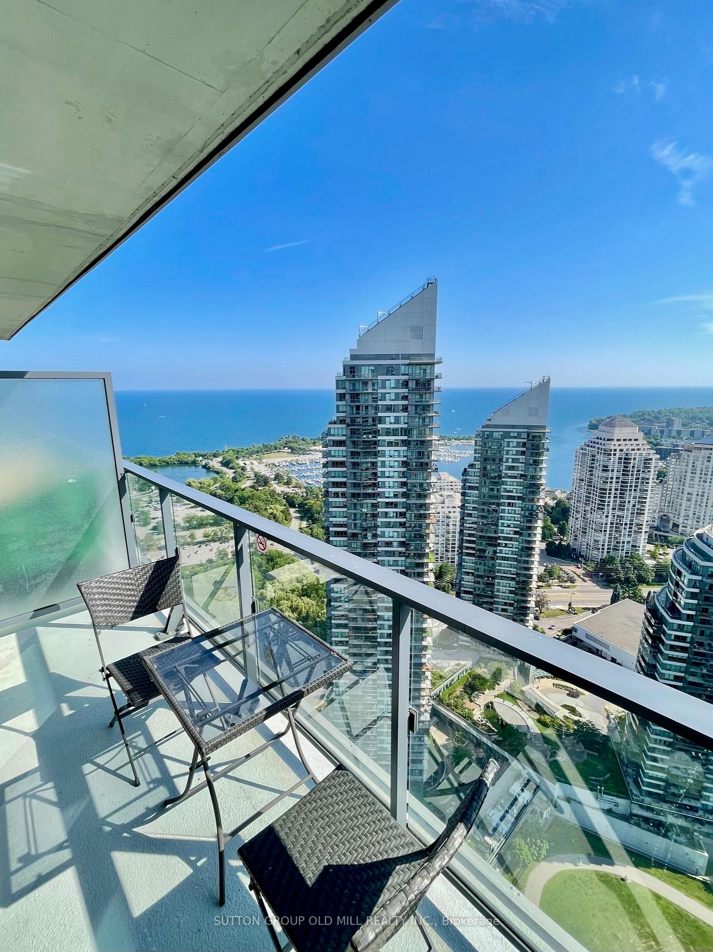 2220-lakeshore-boulevard-west-etobicoke-ontario-w12336649