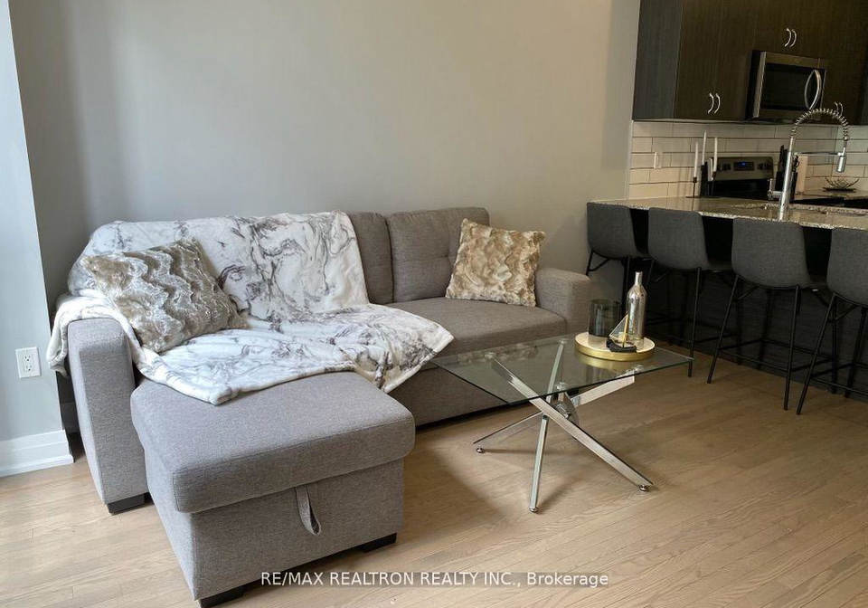 717-lawrence-avenue-w-north-york-ontario-w12336662