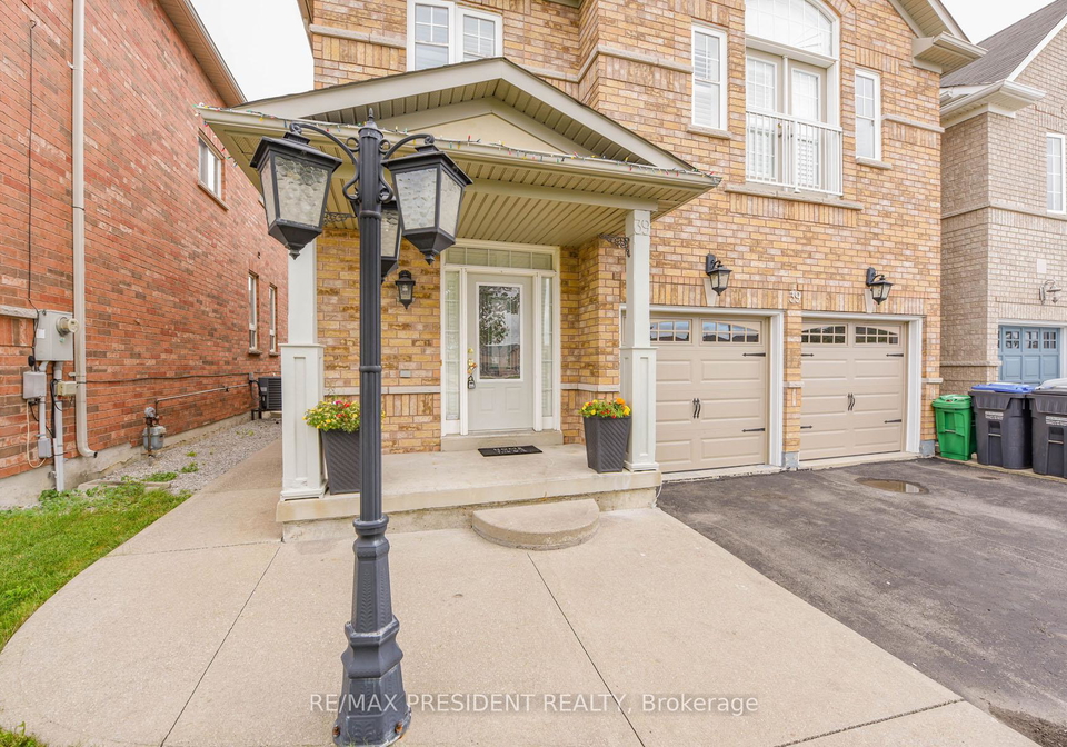 39-pantomine-boulevard-brampton-ontario-w12336777