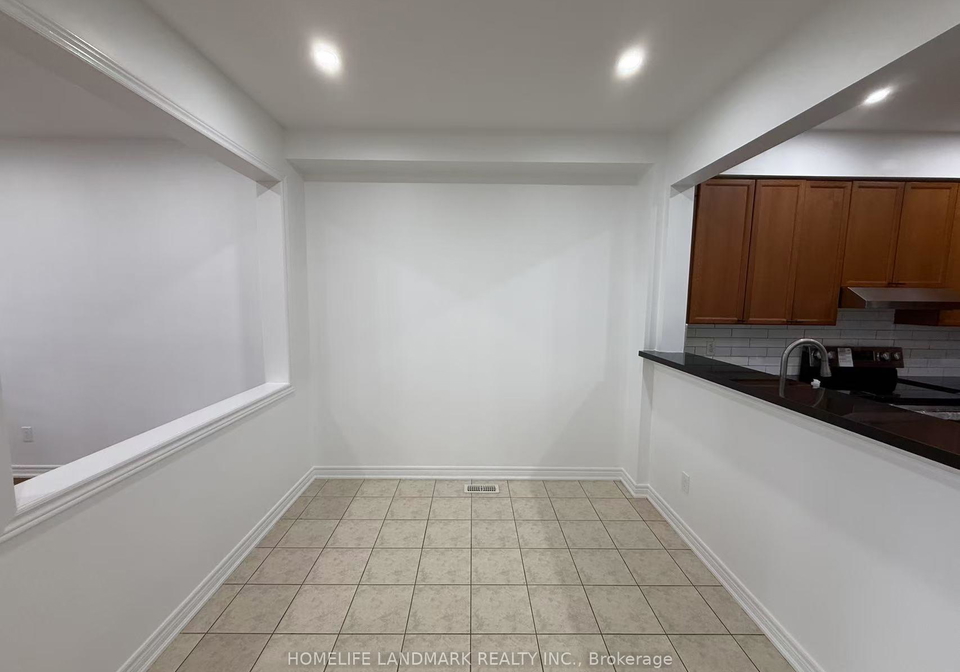 1015-galesway-boulevard-mississauga-ontario-w12336845