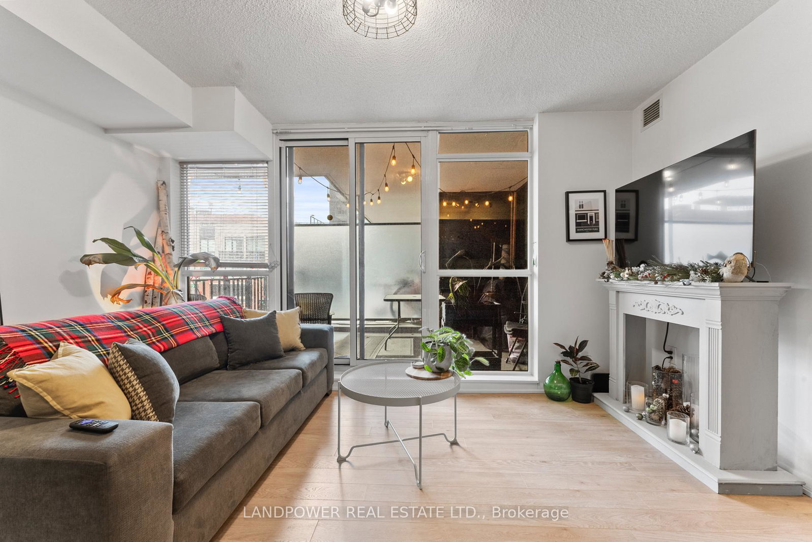 830-lawrence-avenue-w-north-york-ontario-w12337065