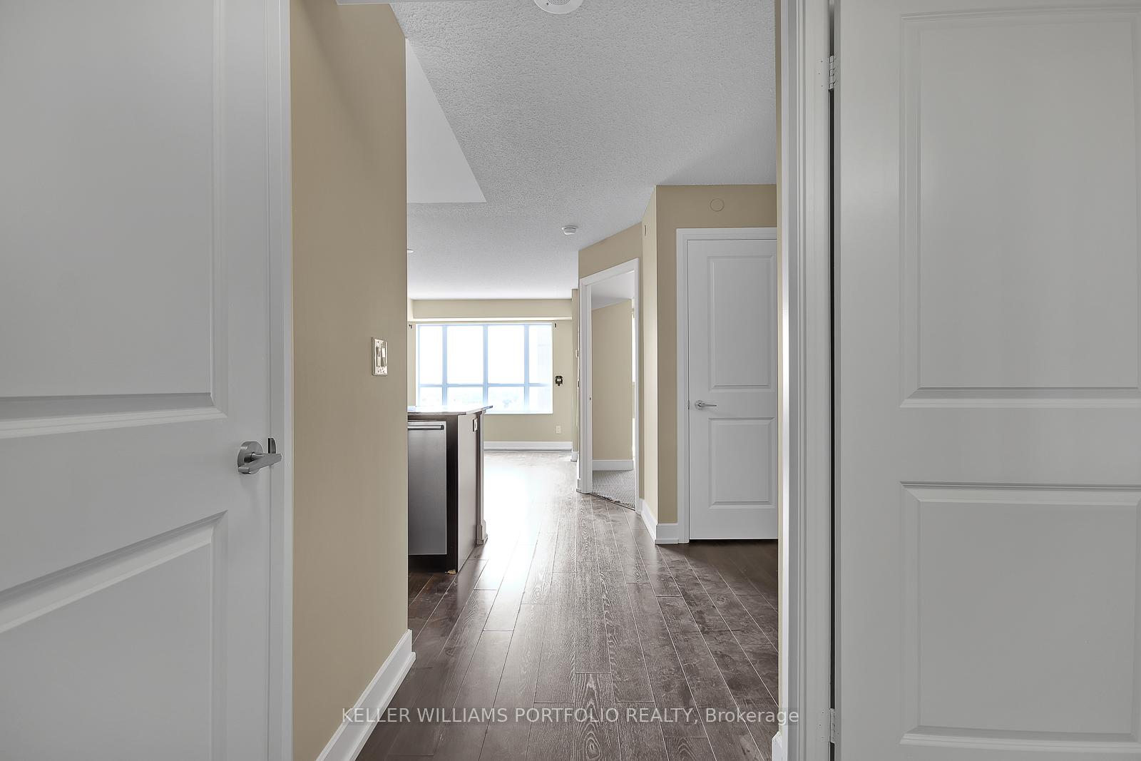 6-eva-road-etobicoke-ontario-w12337148