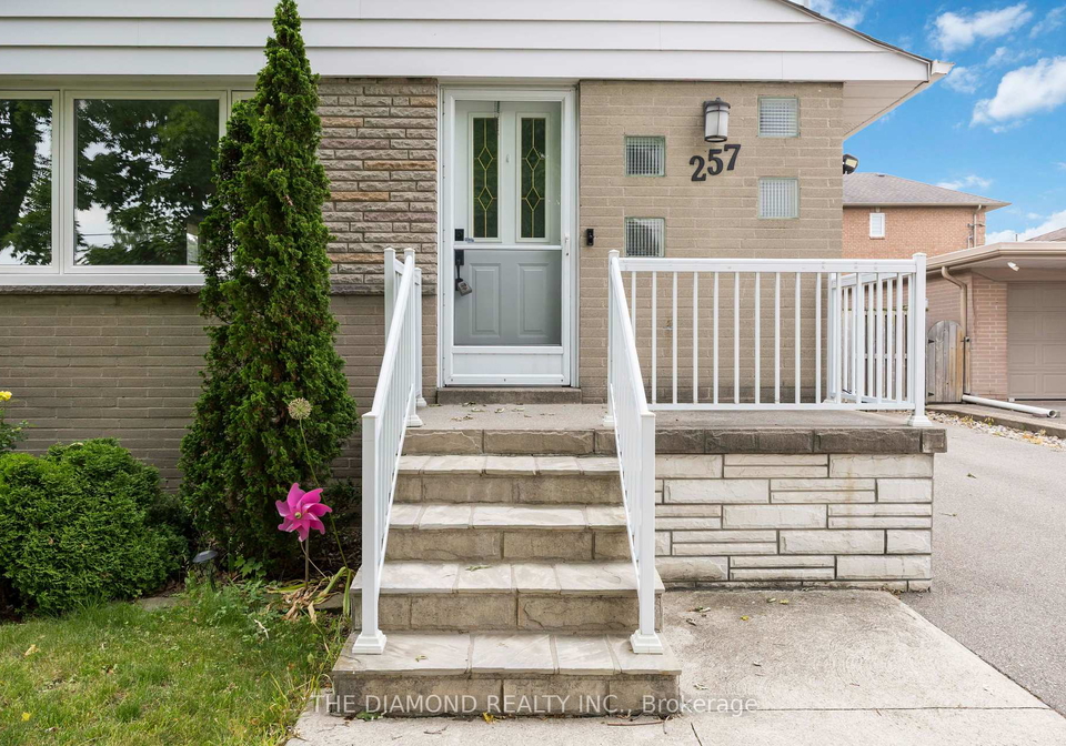 257-the-westway-etobicoke-ontario-w12337273