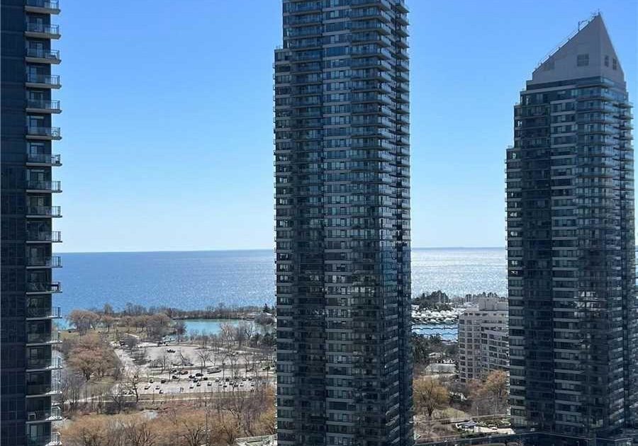 36-park-lawn-road-etobicoke-ontario-w12337385