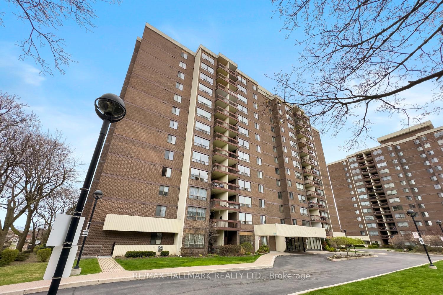 2542-argyle-road-mississauga-ontario-w12337478