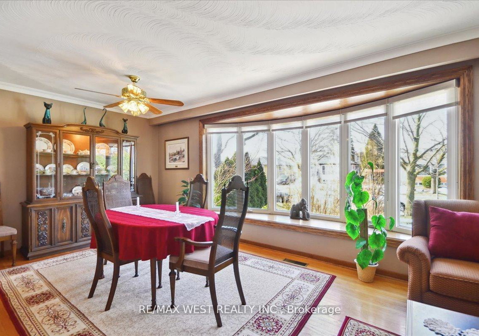 9-margrath-place-etobicoke-ontario-w12337634