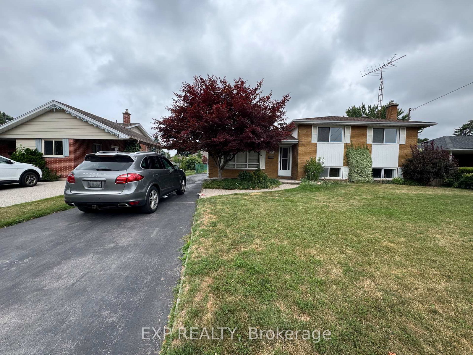 2343-redfern-road-burlington-ontario-w12337672