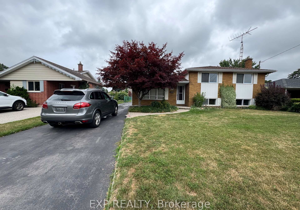 2343-redfern-road-burlington-ontario-w12337672