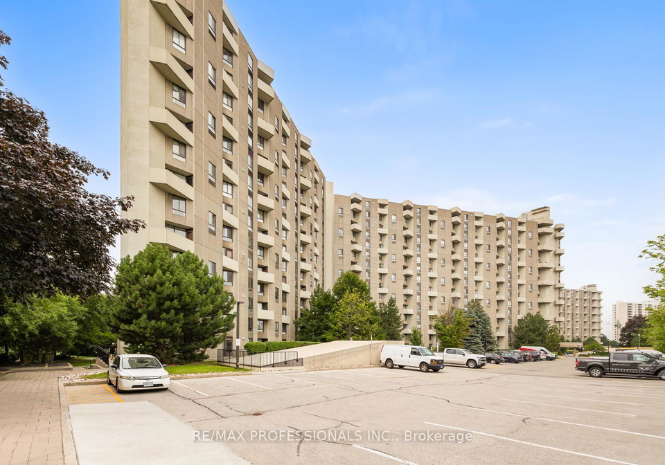 284-mill-road-etobicoke-ontario-w12337701