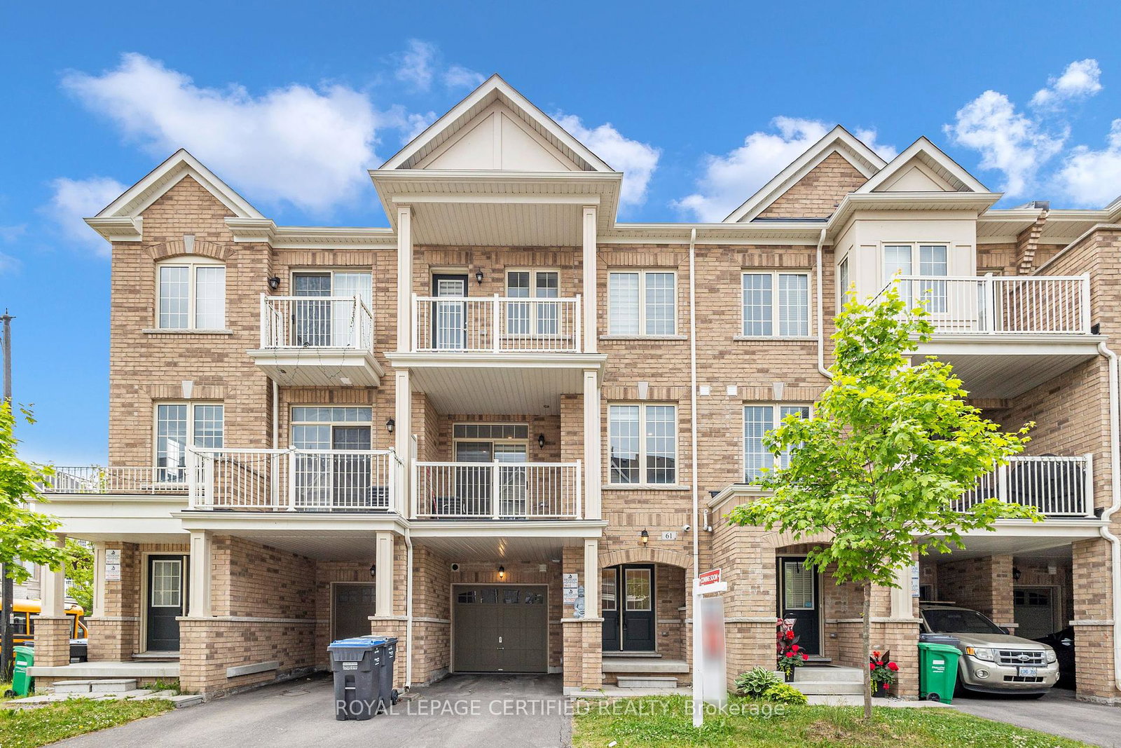 61-fruitvale-circle-brampton-ontario-w12337941