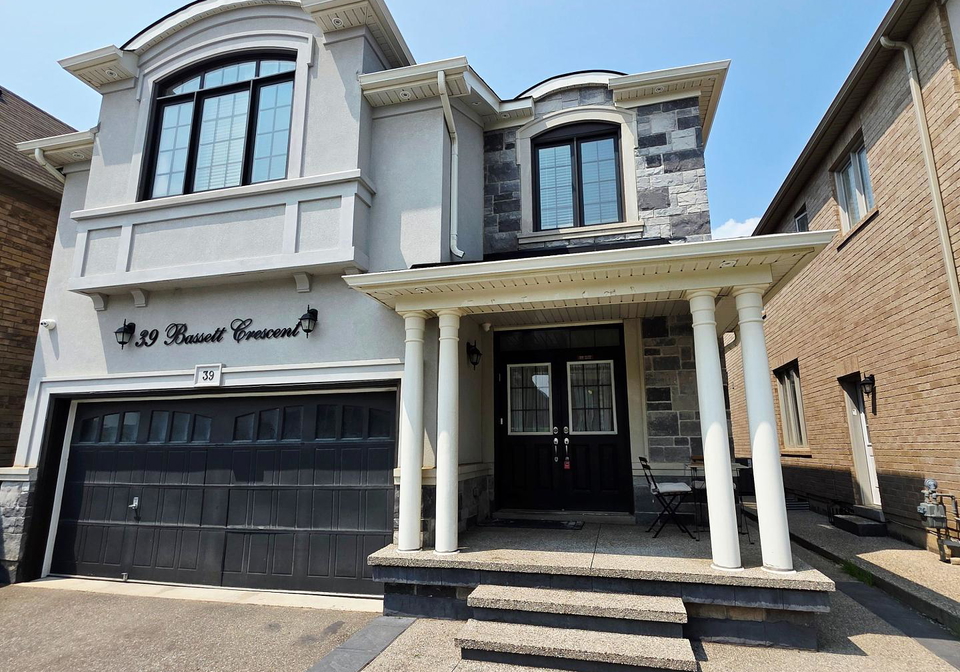 39-bassett-crescent-brampton-ontario-w12338047