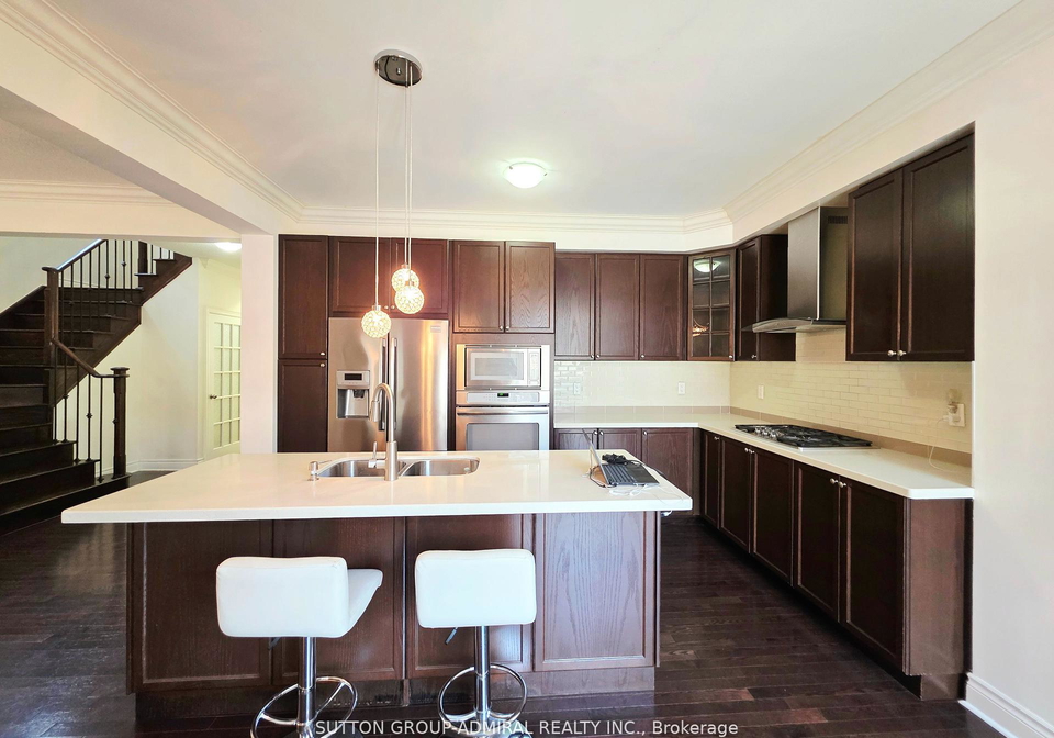 39-bassett-crescent-brampton-ontario-w12338047