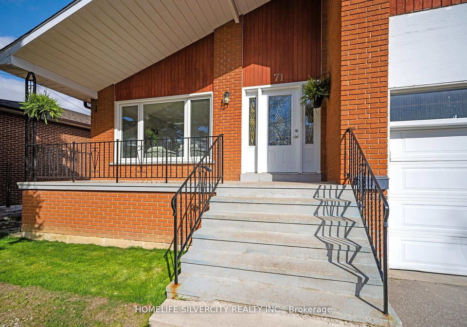 71-massey-street-brampton-ontario-w12338341