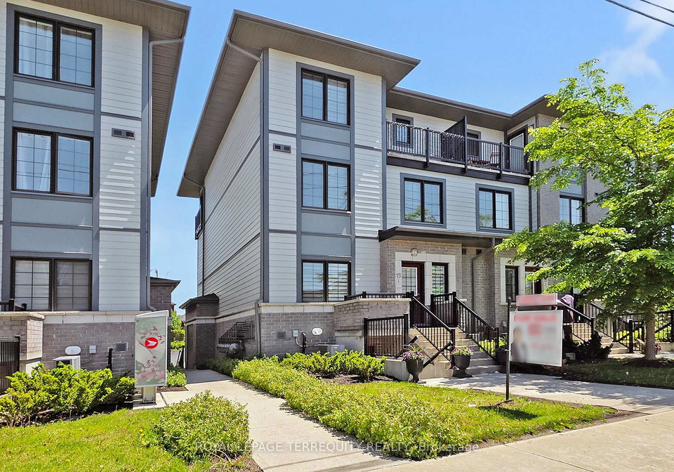 15-forbes-avenue-toronto-ontario-w12338364