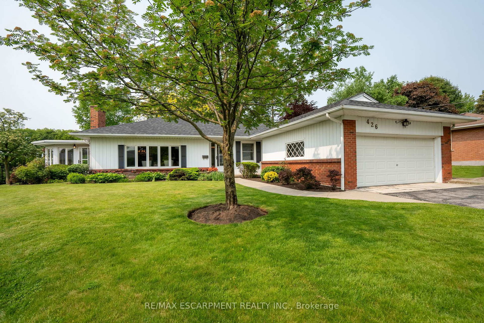 426-north-shore-boulevard-w-burlington-ontario-w12338401