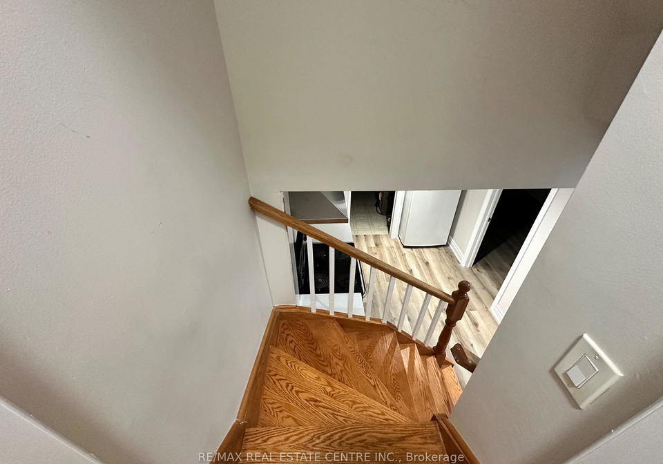 7258-frontier-ridge-mississauga-ontario-w12338593