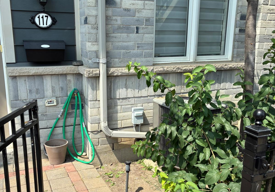 60-fairwood-circle-brampton-ontario-w12338680