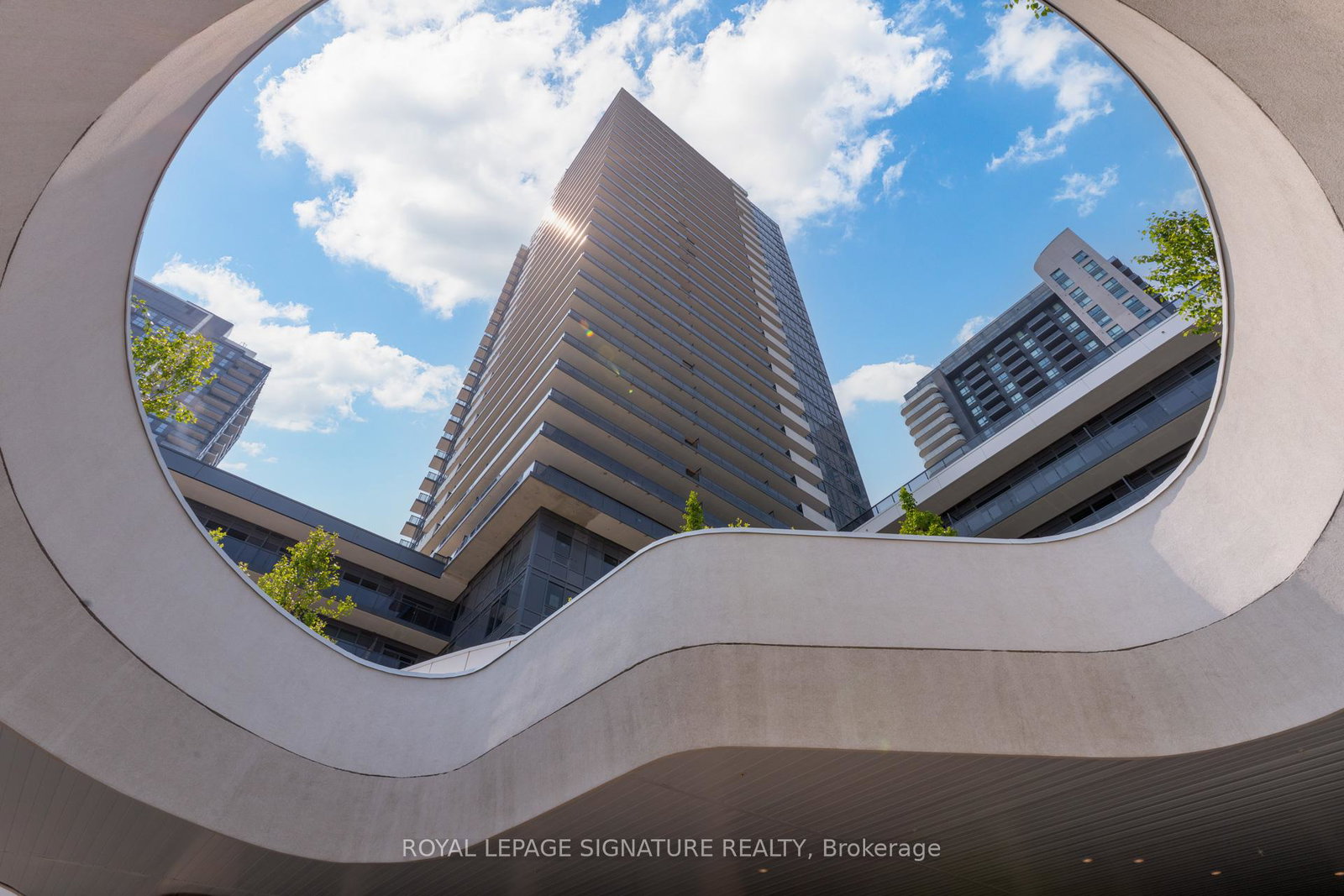5105-hurontario-street-mississauga-ontario-w12339043