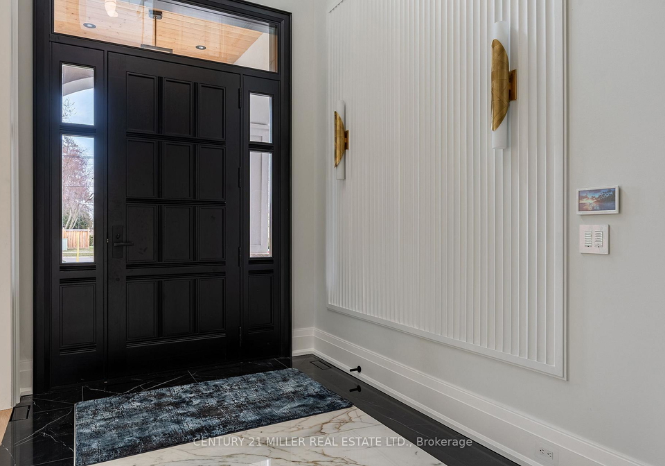 556-fourth-line-oakville-ontario-w12339326